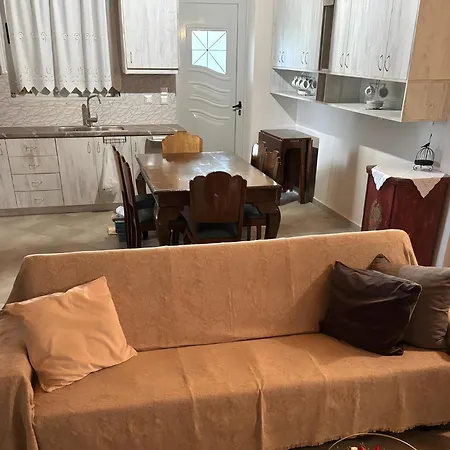 Angelina's House בית נופש