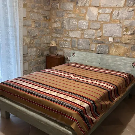 בית נופש Angelina's House Valíra